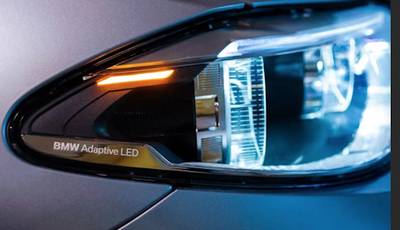 Светодиодная фара с надписью LED